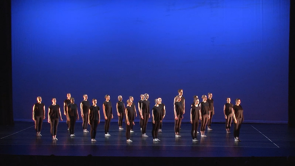 Académie de Danse Regina Assumpta  2025 - La tête dans les étoiles